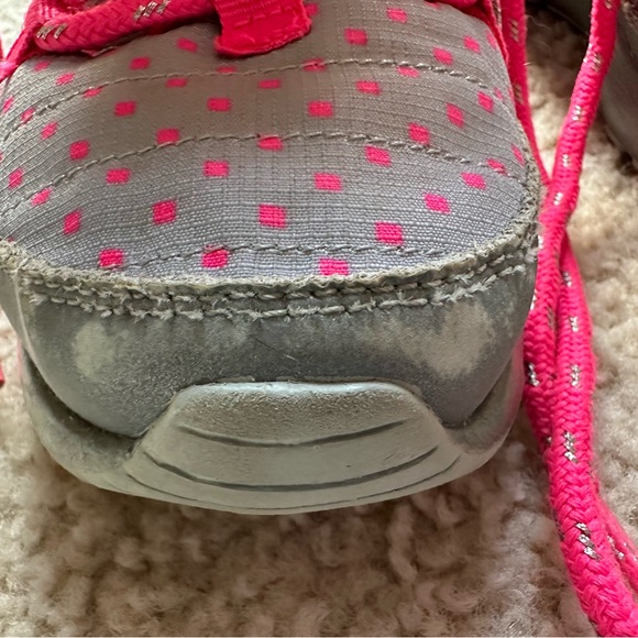 Nike Roshe Run Hi Girls Sneaker Boot Flash grey and pink size 4Y - Picture 5 of 7